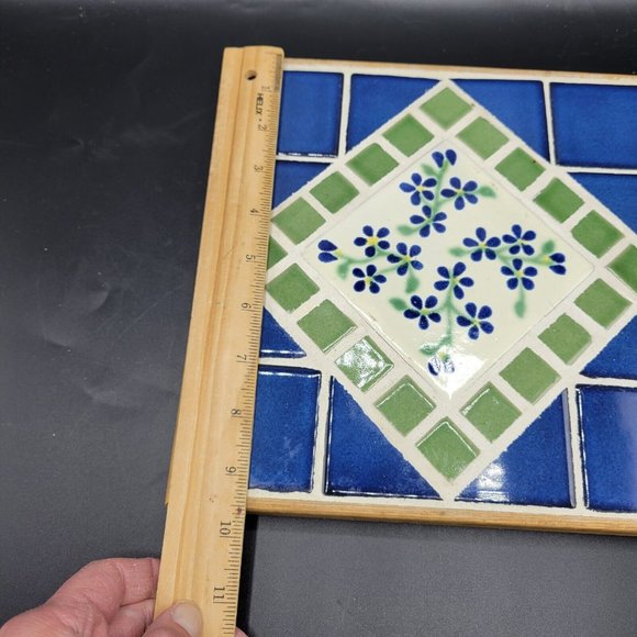 Vintage Handpainted Wildflowers Tiles Trivet or Flower Pot Holder Wood Frame - Picture 4 of 10